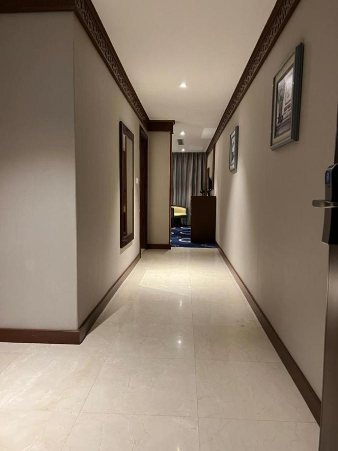 Swiss In Tabuk Hotel Екстер'єр фото
