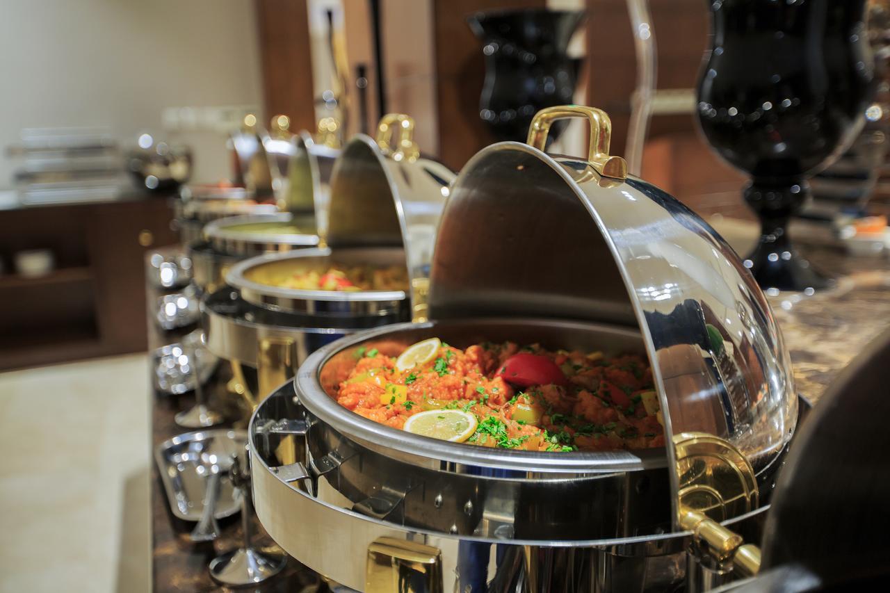 Swiss In Tabuk Hotel Екстер'єр фото