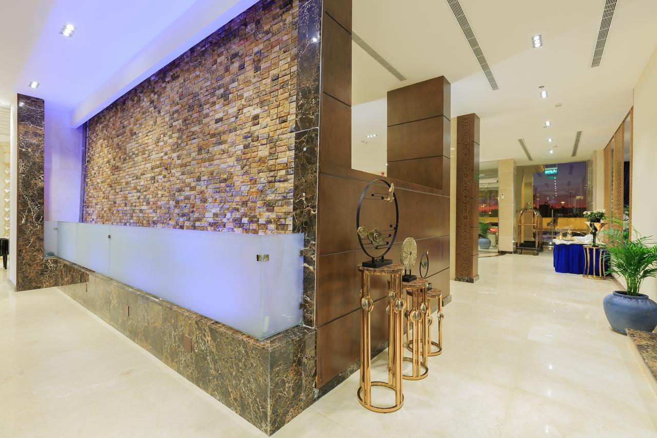 Swiss In Tabuk Hotel Екстер'єр фото