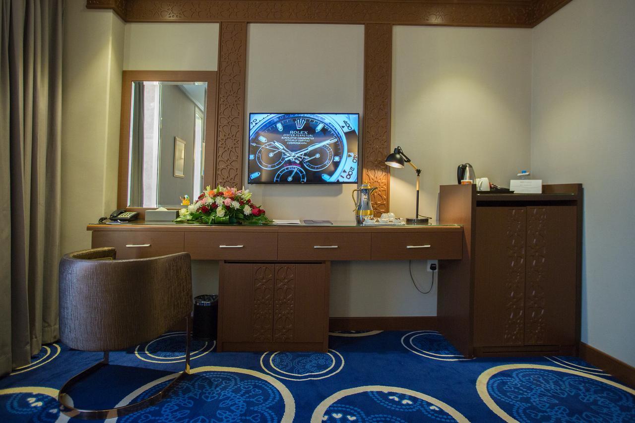Swiss In Tabuk Hotel Екстер'єр фото