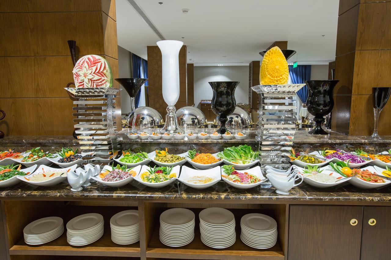 Swiss In Tabuk Hotel Екстер'єр фото
