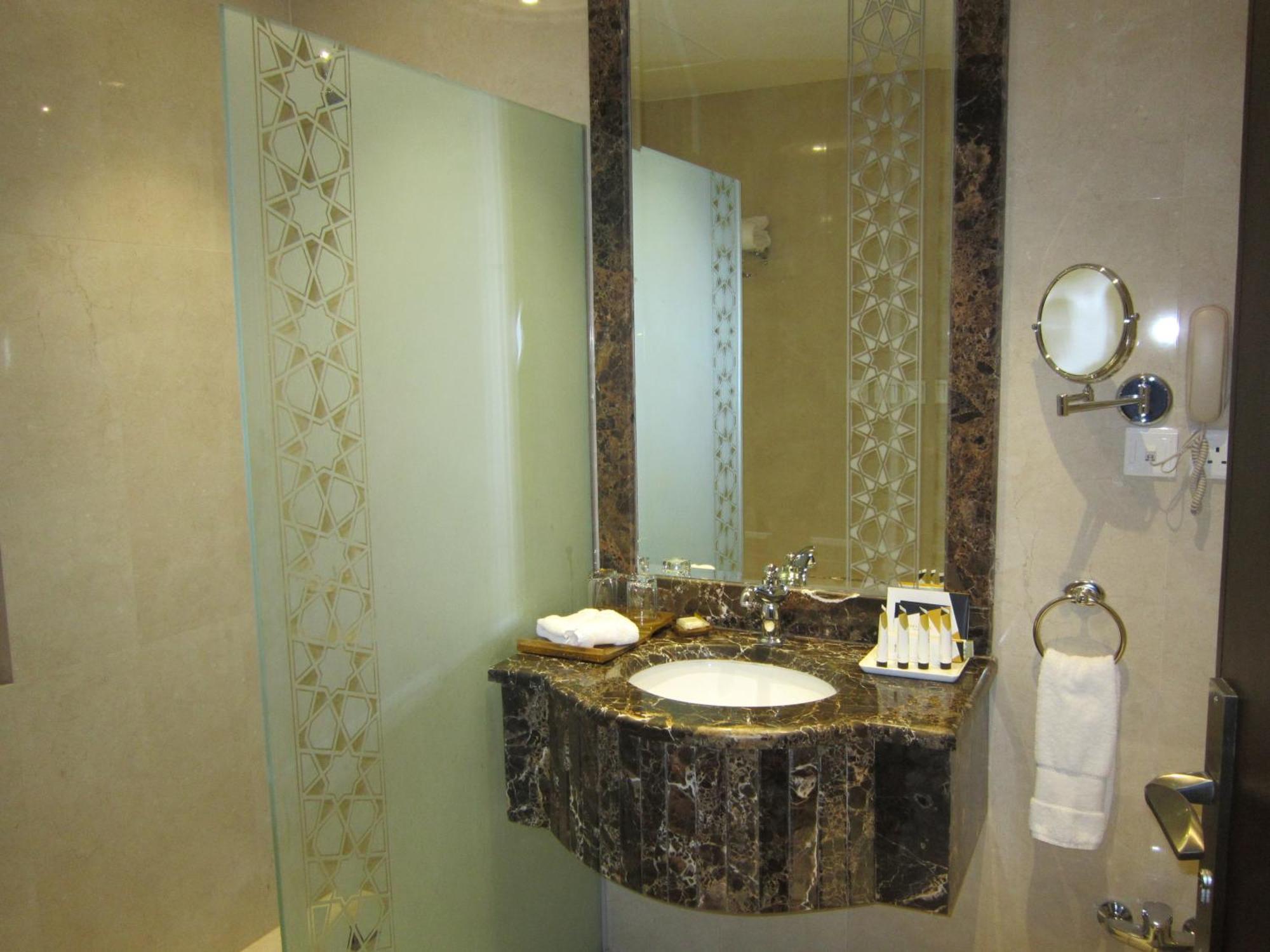 Swiss In Tabuk Hotel Екстер'єр фото